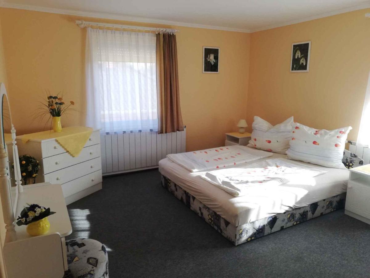Apartment In Balatonboglar/Balaton 18180 Kültér fotó