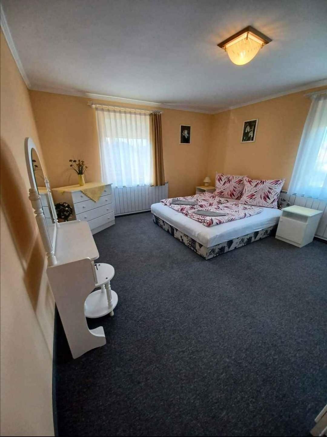 Apartment In Balatonboglar/Balaton 18180 Kültér fotó